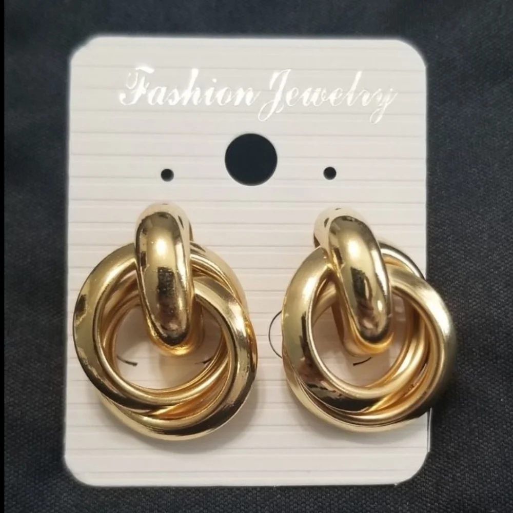 Gold Twisted Earrings - Picture 4 of 4